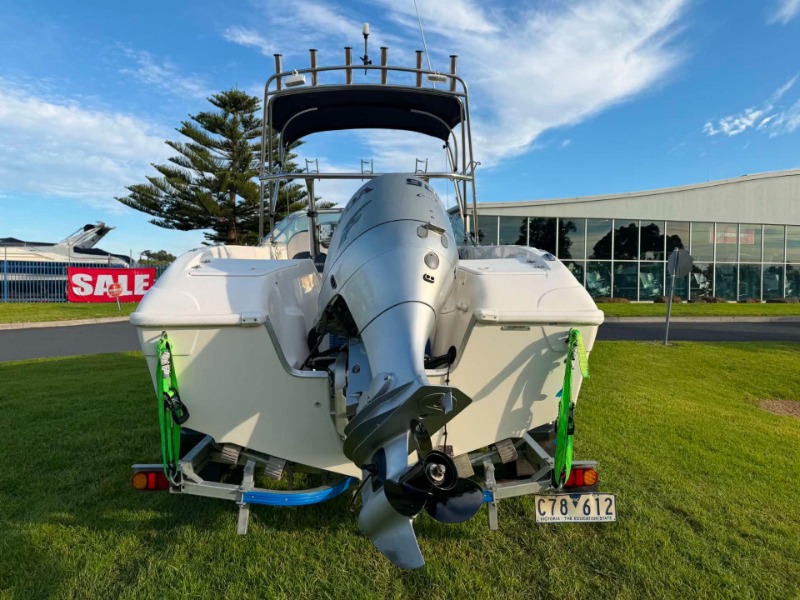 
								Haines Hunter 520 Breeze – 2004 Model full									