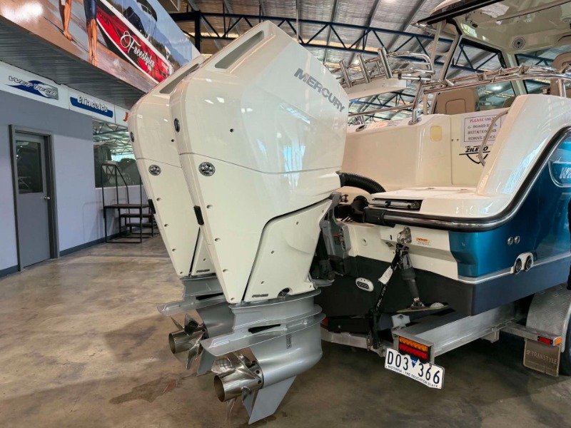 
								Boston Whaler 285 Conquest Hard Top – 2014 Model full									