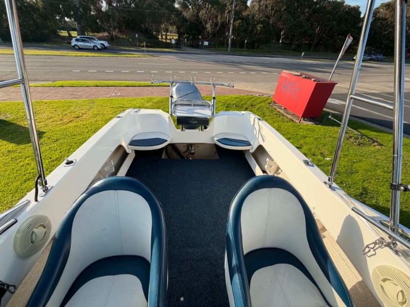 
								Haines Hunter 520 Breeze – 2004 Model full									