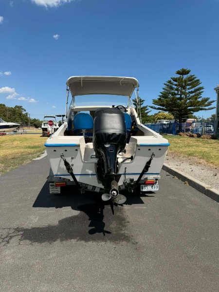 
								Caribbean Crestcutter 5.3M half cab – 1991 Model full									