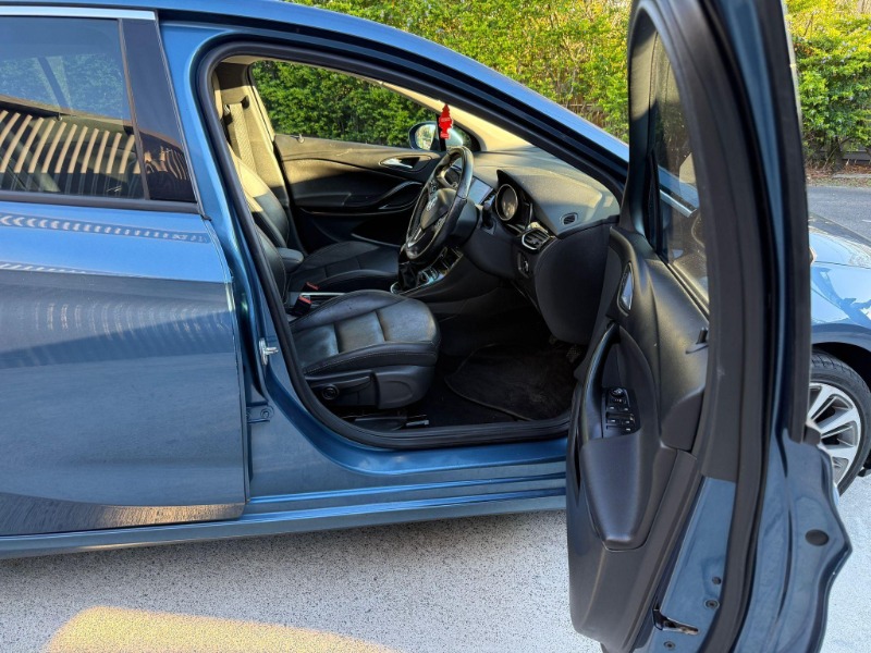 
								HOLDEN ASTRA BK RS-V full									