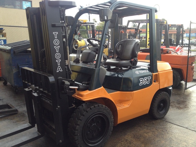 Toyota 3.5 Tonne Diesel Forklift