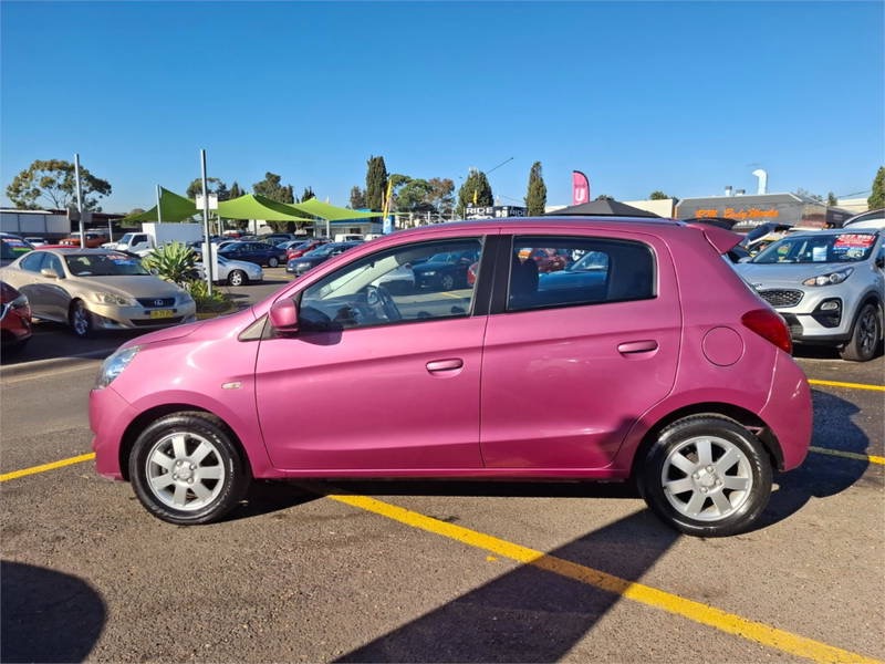 
								2013 Mitsubishi MIRAGE full									