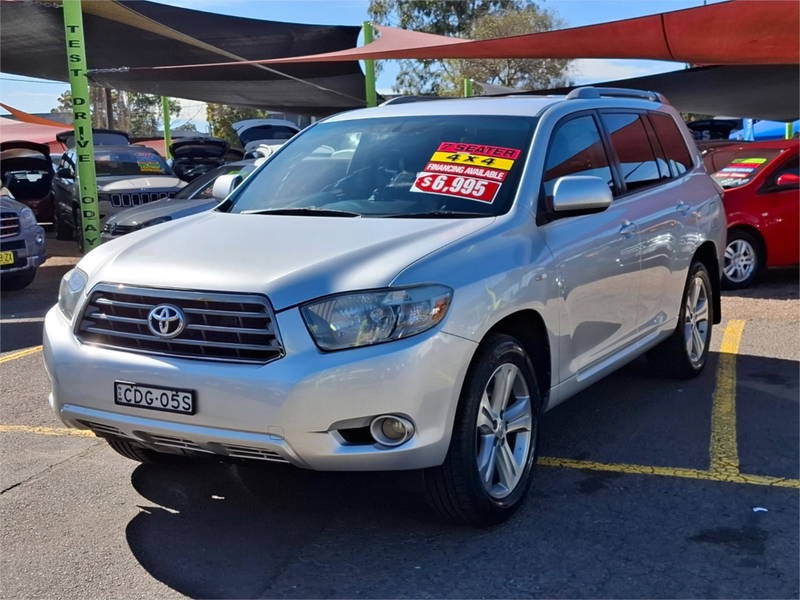 
								2009 Toyota Kluger full									