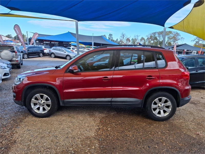 
								2012 Volkswagen Tiguan full									