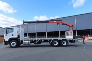 Isuzu FVY 240-300 – 6×4 – REAR MOUNTED CRANE TRUCK