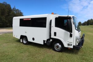 Isuzu NLS 45-150 AWD – COACH