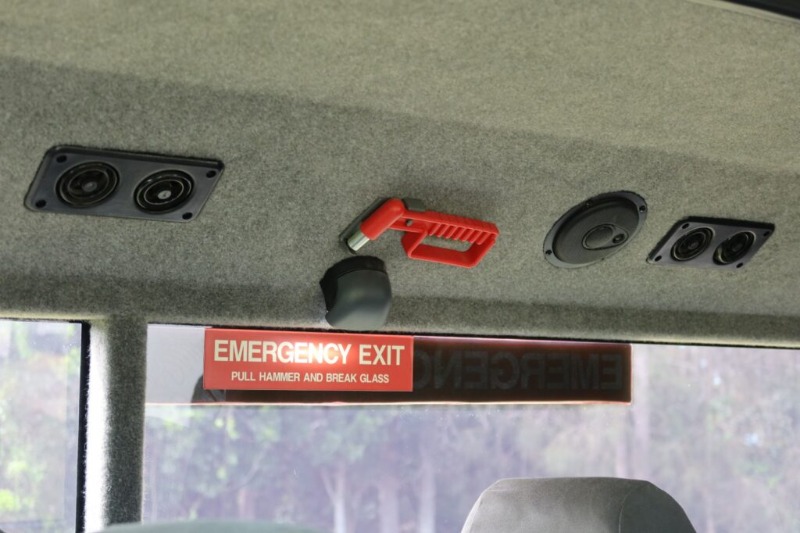 
								Isuzu NLS 45-150 AWD – COACH full									