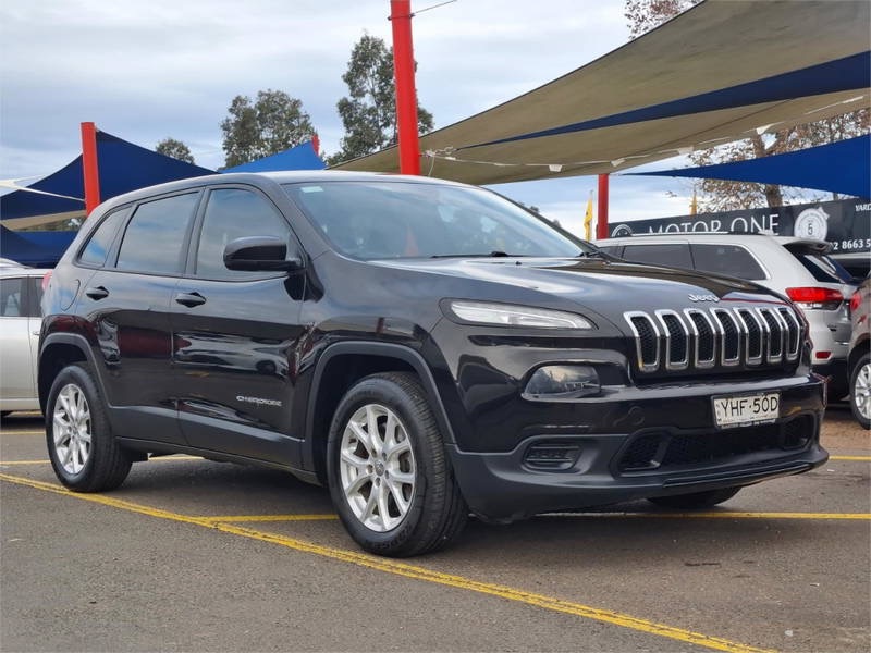 
								2016 Jeep Cherokee full									