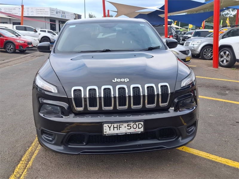 
								2016 Jeep Cherokee full									