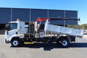 Isuzu FRR 500 TIPPER WITH CRANE AND TOOLBOXES
