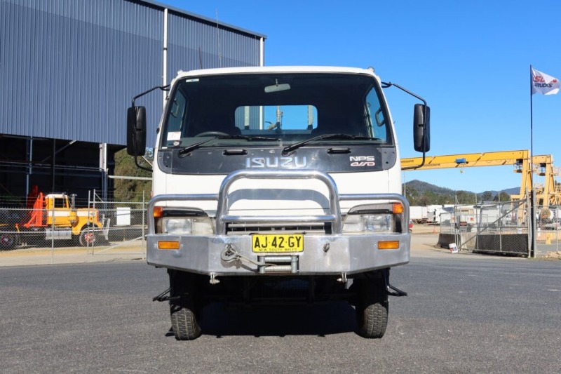 
								Isuzu NPS 300 4×4 – FIRE FIGHTING UNIT full									