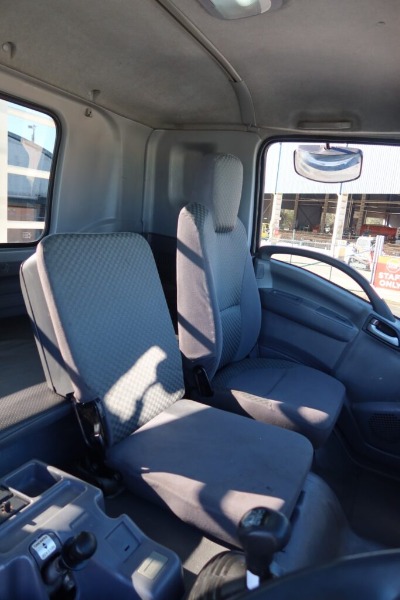 
								Isuzu FYJ 300-350 8×4 – BEAVERTAIL full									
