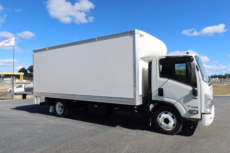 Isuzu NQR 87-190 LWB AMT Auto – PANTECH TRUCK WITH STAND-UP TAILGATE LOADER