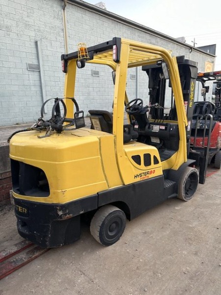 
								Used Hyster 5 Tonne LPG Forklift (Compact Model) S80FT full									