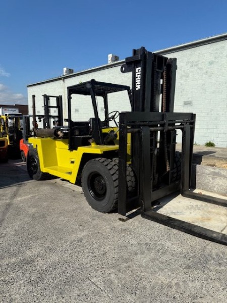 
								Used Clark 13.5 Tonne Diesel Forklift C500Y300 full									