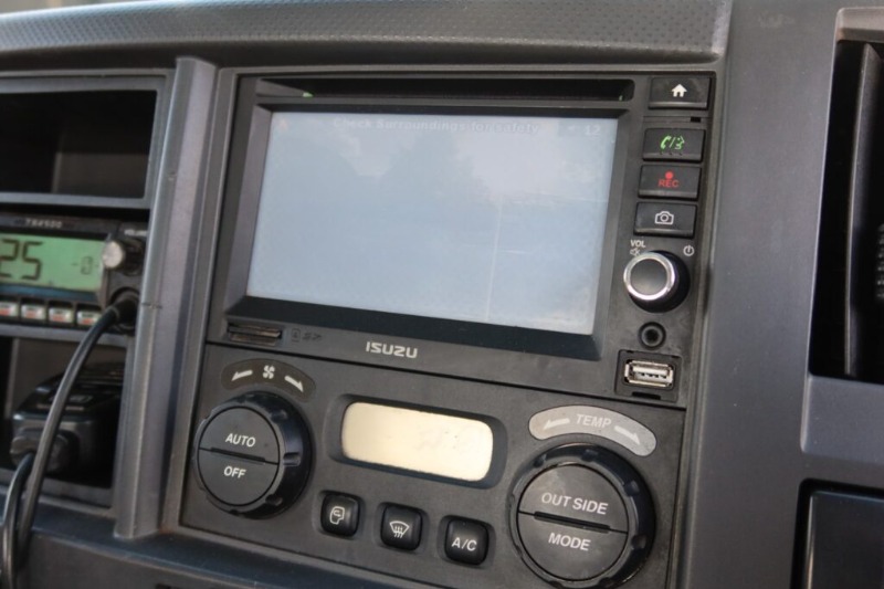 
								Isuzu FYJ 300-350 Auto 8×4 full									