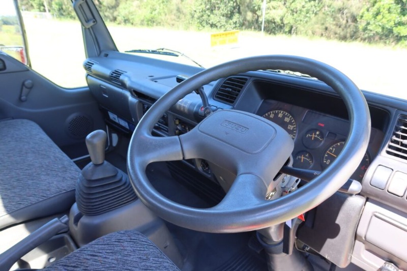 
								Isuzu NPS 300 4×4 – FIRE TRUCK full									