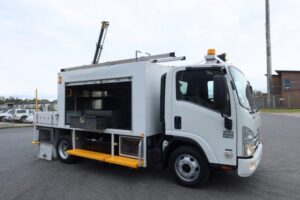 Isuzu NPR 300 MWB AMT Premium – SERVICE TRUCK WITH CRANE