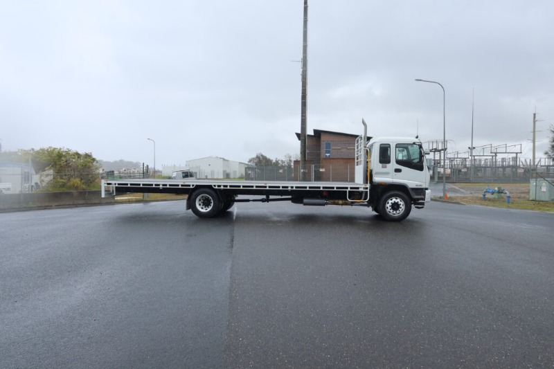 
								Isuzu 2006 Isuzu FVR 950 LWB full									