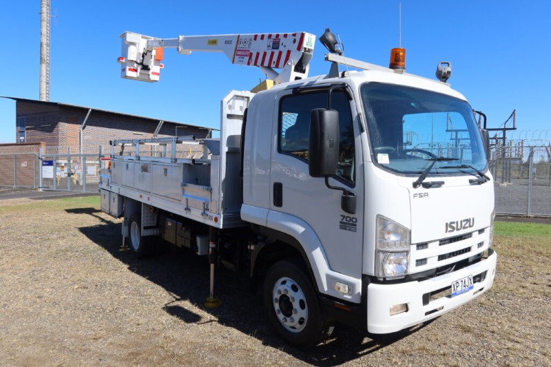 Isuzu 2009 Isuzu FSR 700 Auto