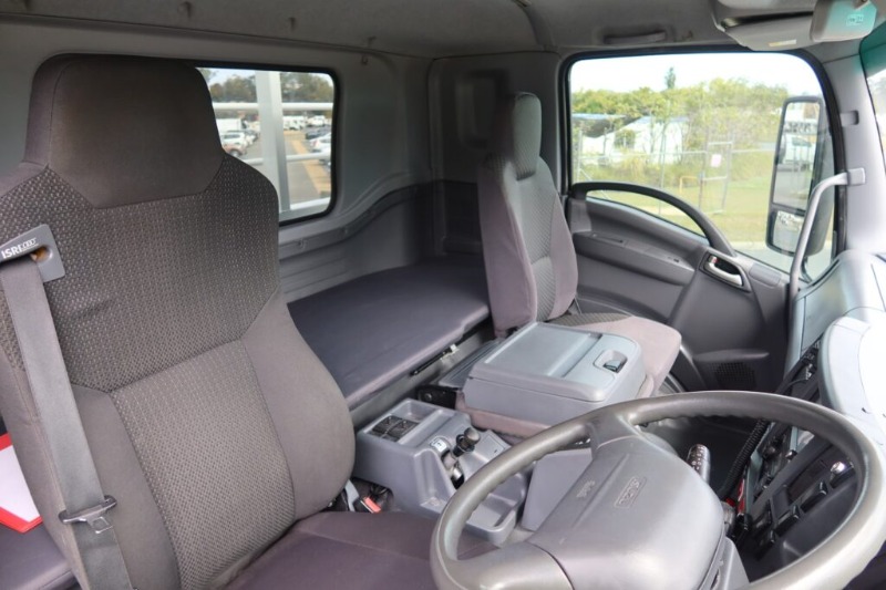 
								Isuzu FVD 1000 Auto – NEW 9.3M STEEL TRAY full									