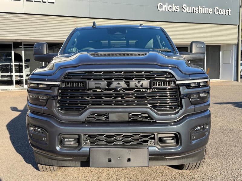 
								2025 RAM 2500 full									