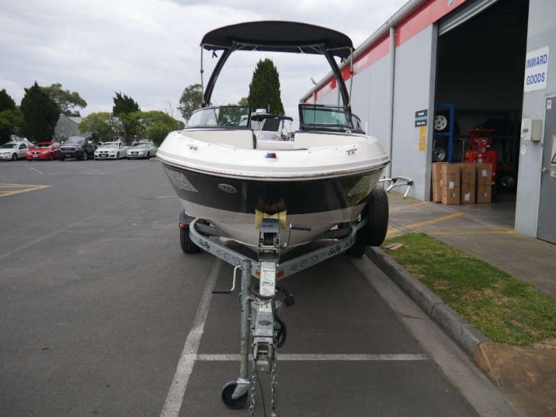 
								Sea Ray 190 Sport – 2012 model full									