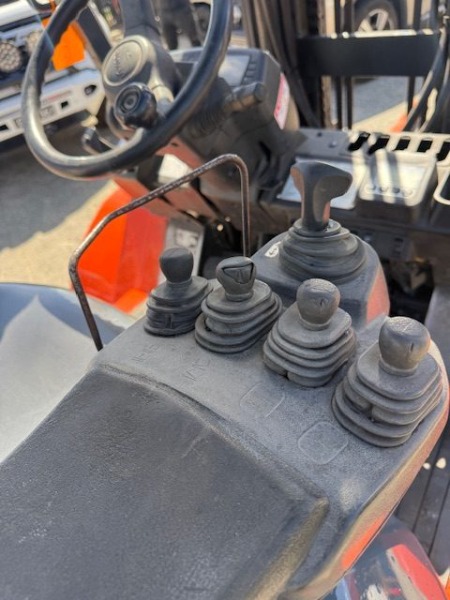
								Used Toyota 5 Tonne LPG Forklift – 02-7FGA50 full									