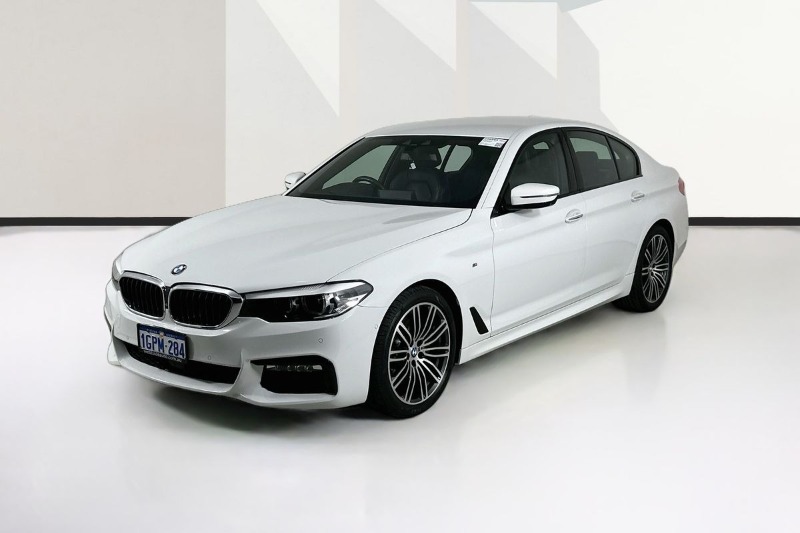 
								BMW 5 full									