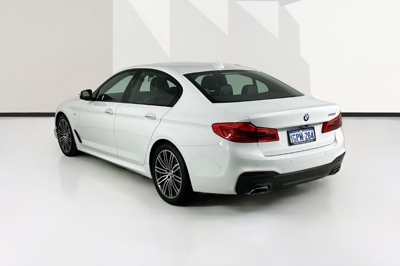 
								BMW 5 full									