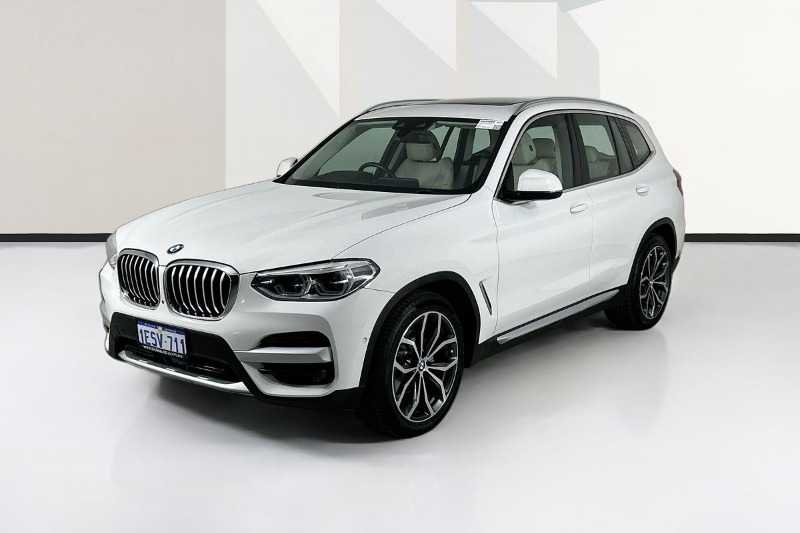 
								BMW X3 full									
