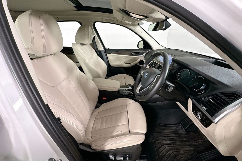 
								BMW X3 full									
