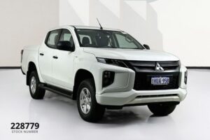 Mitsubishi TRITON
