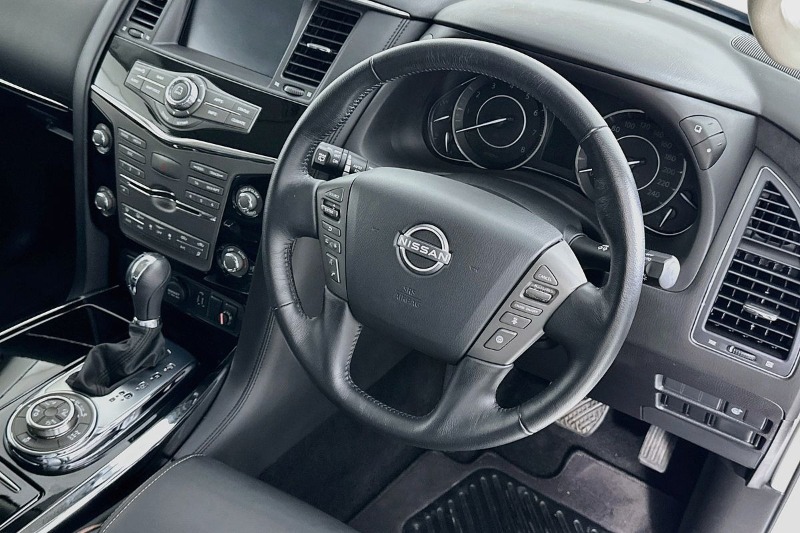
								Nissan PATROL full									