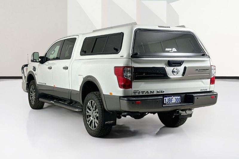 
								Nissan Titan full									