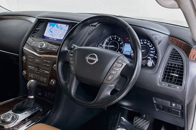 
								Nissan PATROL full									