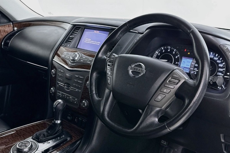 
								Nissan PATRO full									