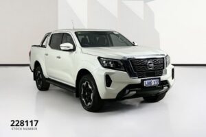 Nissan NAVARA D23 MY21 ST-X (4×2) CLOTH/NO SUNROOF