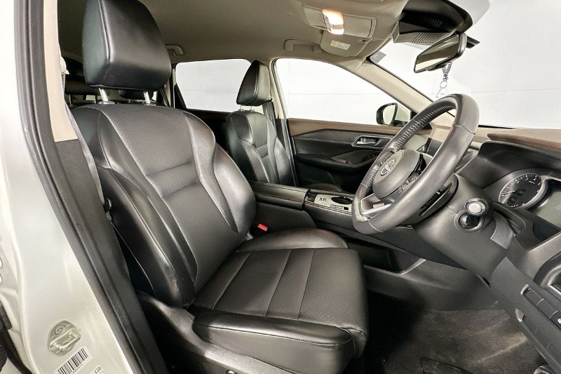 
								Nissan X-TRAIL T33 MY24 ST-L (2WD) full									
