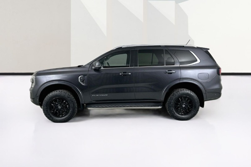 
								Ford EVEREST UB MY23.5 PLATINUM (4WD) full									