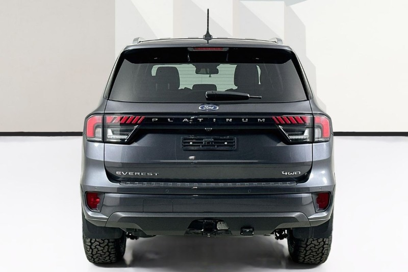 
								Ford EVEREST UB MY23.5 PLATINUM (4WD) full									