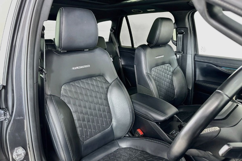 
								Ford EVEREST MY25.25 PLATINUM (4WD full									