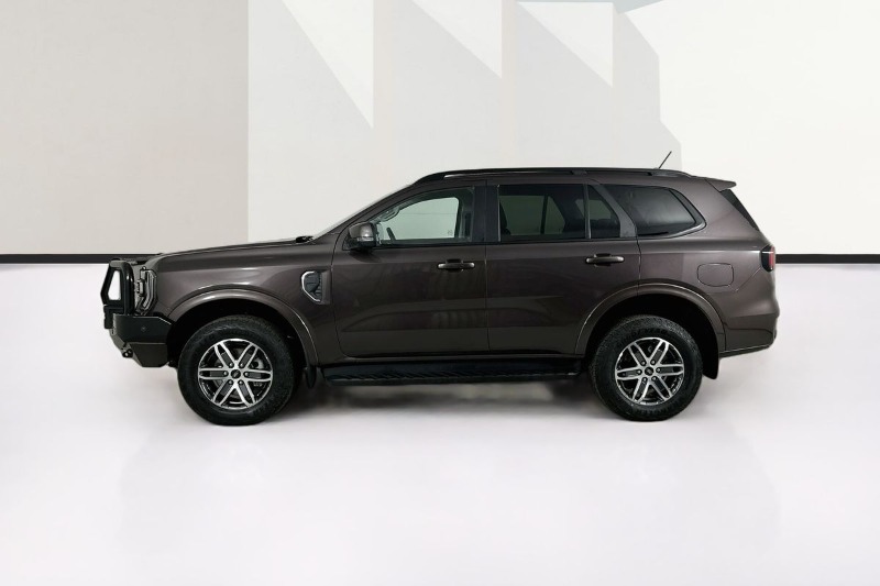 
								Ford EVEREST MY25.25 TREND (4WD) full									