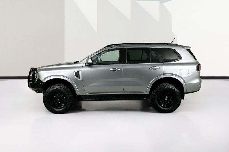 
								Ford EVEREST UB MY24 TREND (4WD) full									
