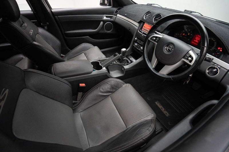 
								Holden Commodore SS VE Series II full									
