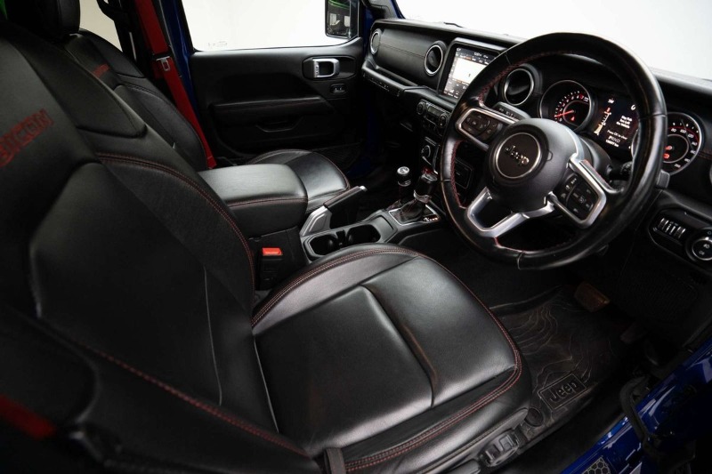 
								Jeep Wrangler Rubicon Recon JL full									