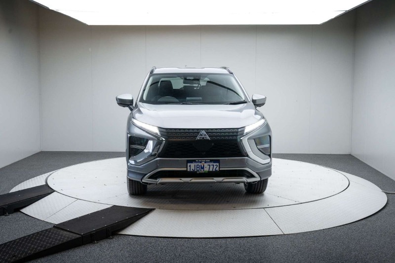 
								Mitsubishi Eclipse Cross Aspire YB full									