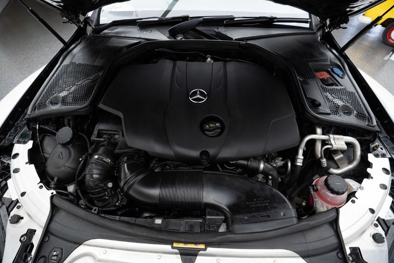 
								Mercedes-Benz C-Class C250 d C205 full									