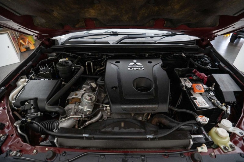 
								Mitsubishi Pajero Sport Exceed QE full									